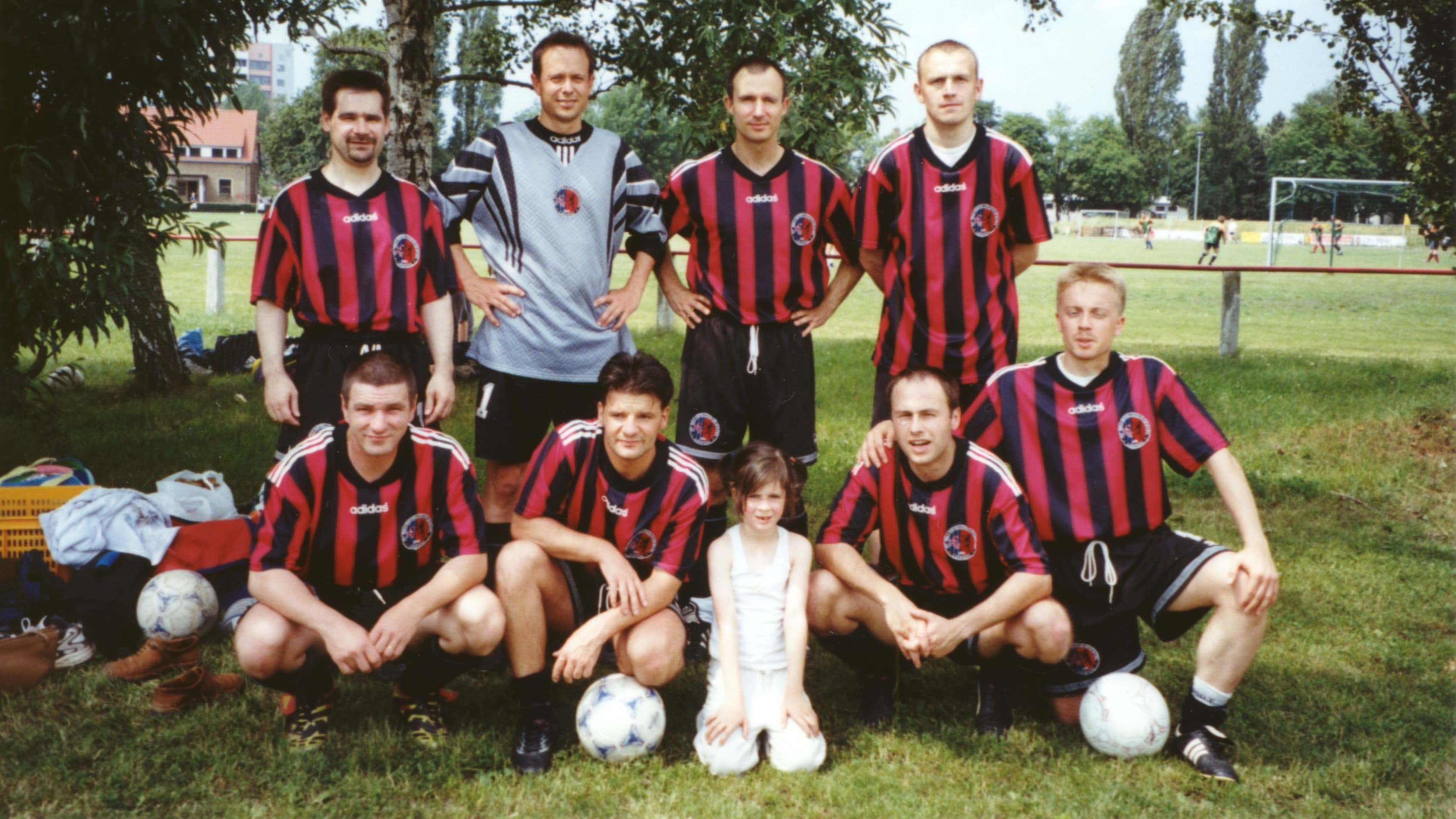 FC Waldstraßenviertel Mannschaftsfoto 25