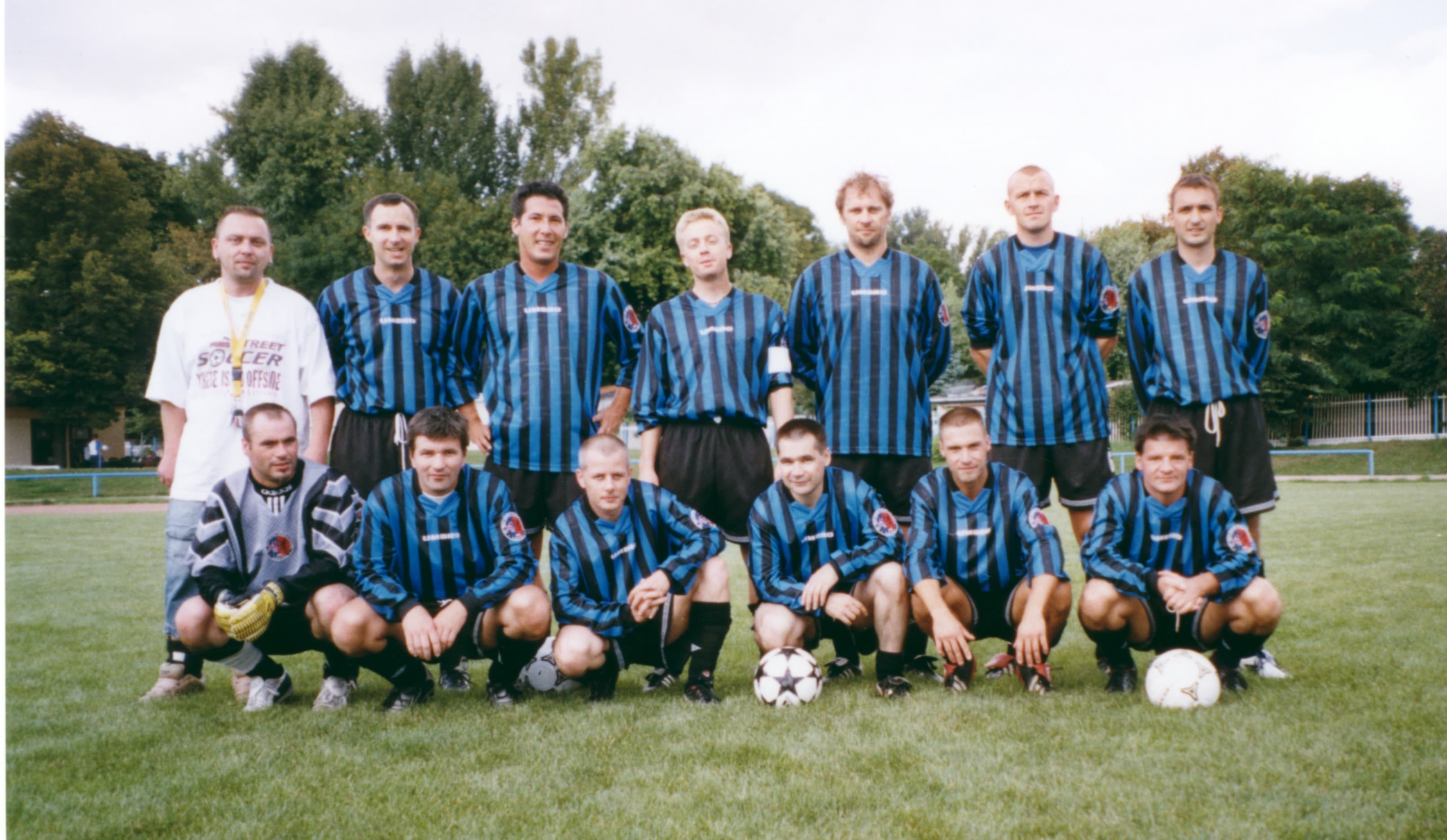 FC Waldstraßenviertel Mannschaftsfoto 32
