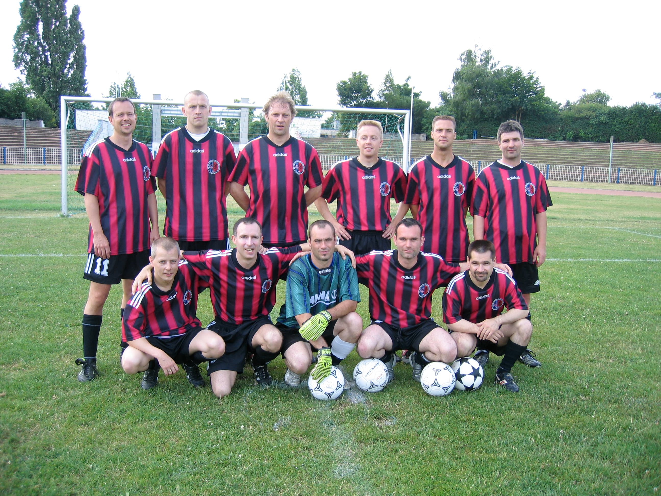 FC Waldstraßenviertel Mannschaftsfoto 35